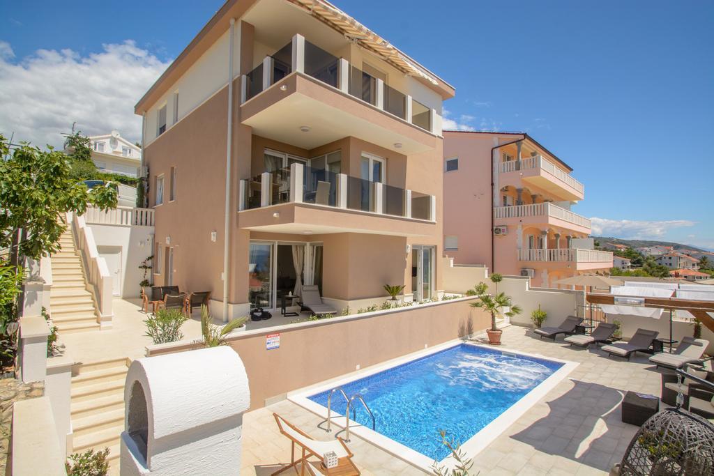 Apartments Villa Atlantis تروغير المظهر الخارجي الصورة